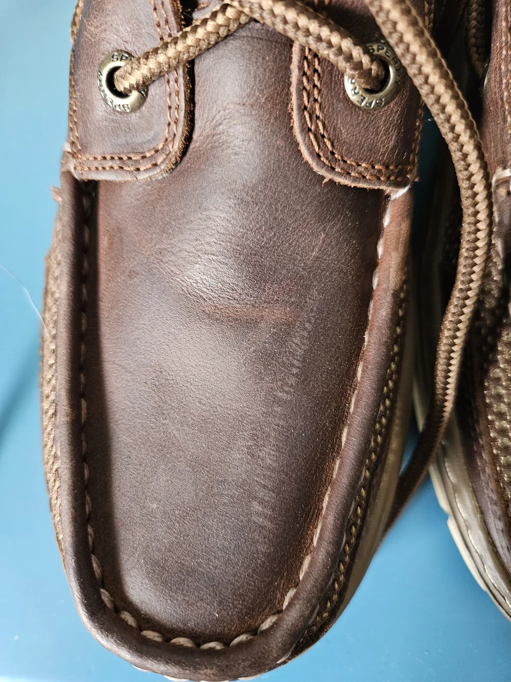 Sperry Men's Brown Leather Boat Shoes - Classic Lace-Up